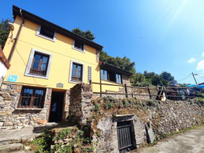 La casina del pozo en Cudillero, As. VV-360-AS